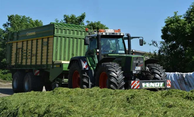 Ensilage d’herbe, Vonnas, MJ Multiservices